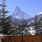 Appart hôtel Artist & Garni 3*