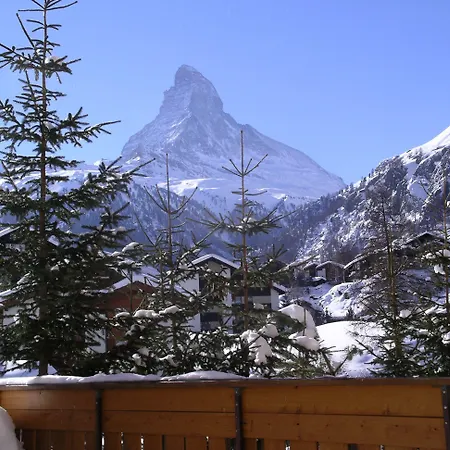 Aparthotel Artist & Garni 3*