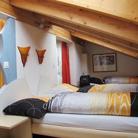 Ξενοδοχείο με διαμερίσματα Artist & Garni 3*