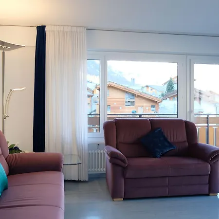 Ξενοδοχείο με διαμερίσματα Artist & Garni