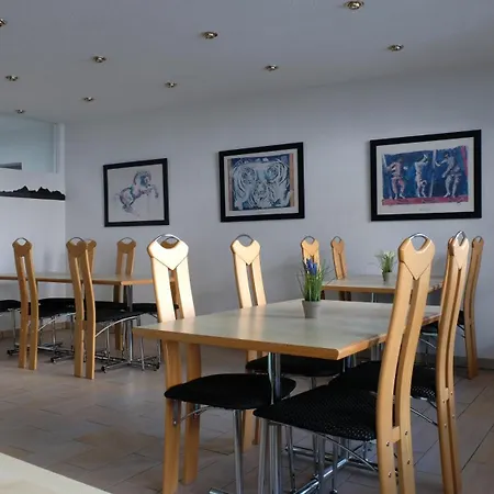 Aparthotel Artist & Garni 3*