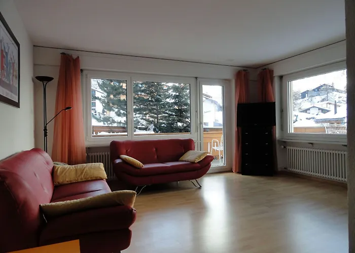 Ξενοδοχείο με διαμερίσματα Artist & Garni