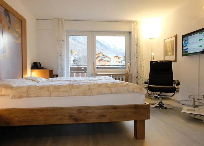 Artist & Garni Апарт-готель